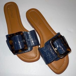J. McLaughlin Navy and Tan Croc-Embossed Sandals